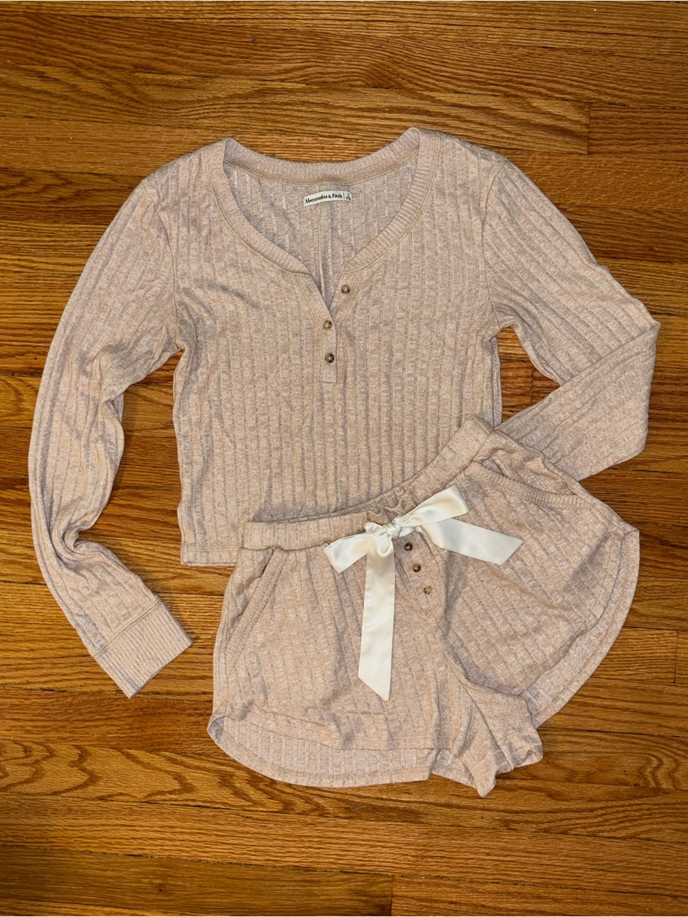Abercrombie & Fitch Cozy Ribbed Henley Lounge Set